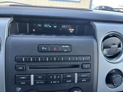Used 2012 Ford F150 XLT w/ XLT Convenience Pkg AWD/4WD image 19