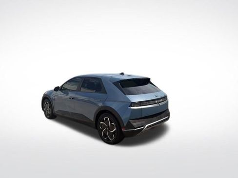 Used 2022 Hyundai Ioniq 5 SEL RWD image 5