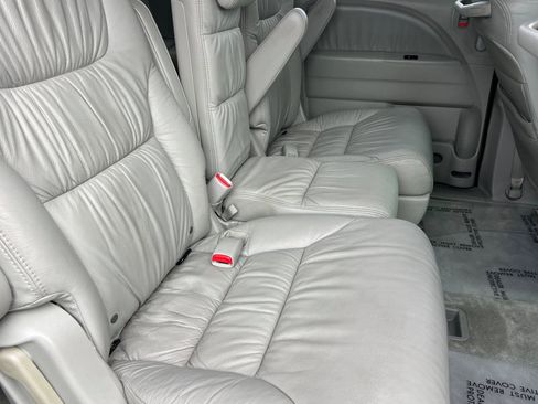 Used 2010 Honda Odyssey EX-L image 31