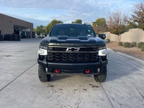 Used 2022 Chevrolet Silverado 1500 ZR2 w/ Technology Package image 5