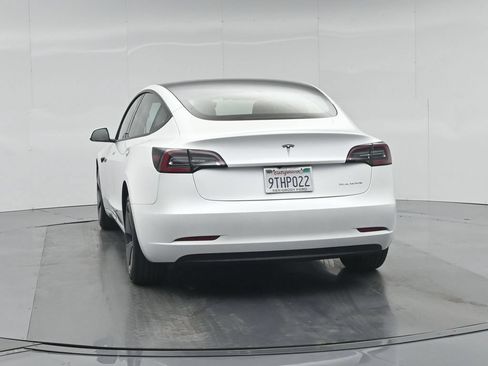 Used 2022 Tesla Model 3 Long Range AWD/4WD image 24