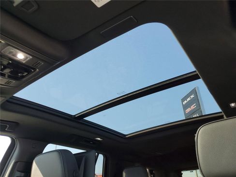 New 2026 GMC Yukon Denali w/ Denali Reserve Package image 36