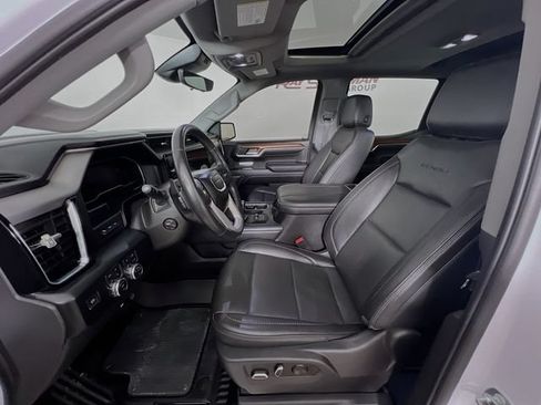 Used 2023 GMC Sierra 1500 Denali w/ Denali Reserve Package AWD/4WD image 10