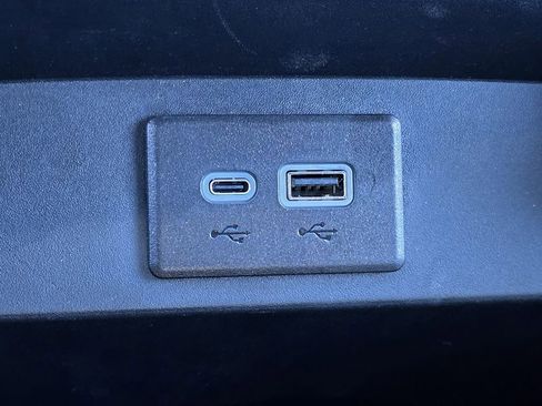 Certified 2024 Chevrolet Tahoe LT image 32