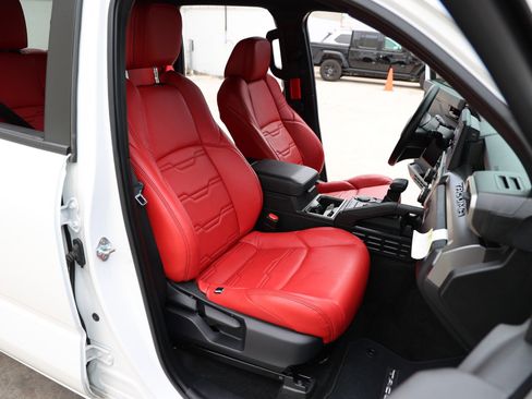 Certified 2024 Toyota Tacoma SR5 image 35