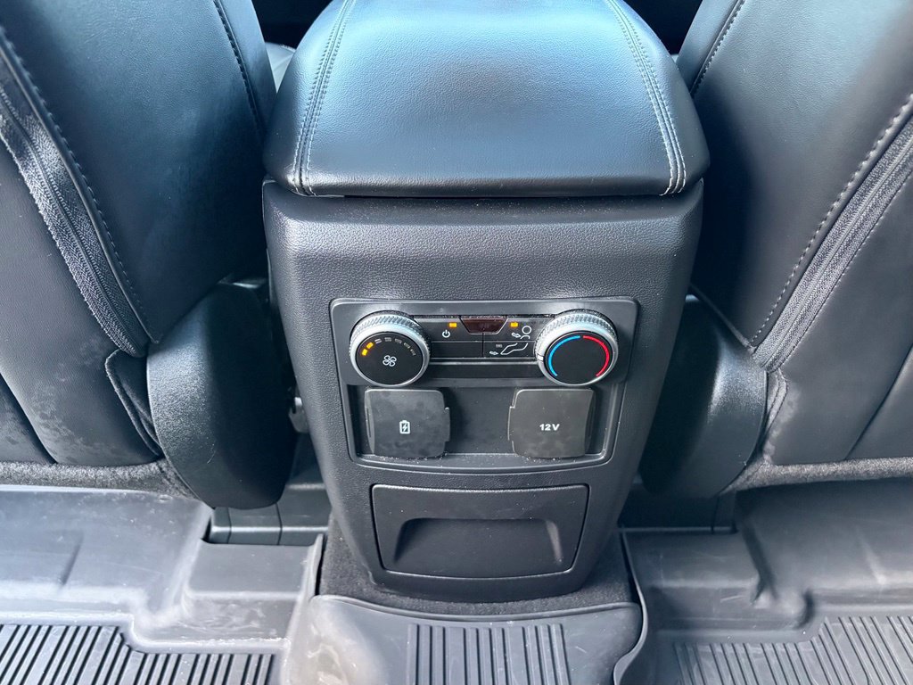 Used 2023 Ford Explorer XLT w/ Equipment Group 202A RWD image 30