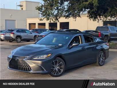 Used 2024 Lexus ES 250 w/ Premium Package