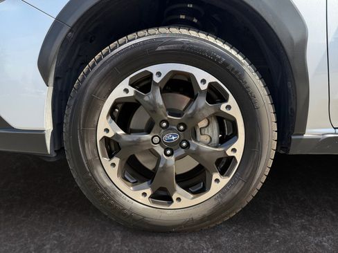 Used 2021 Subaru Crosstrek 2.0i Premium w/ Moonroof Package image 14