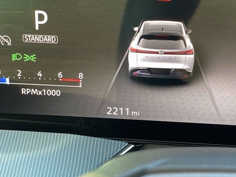 Used 2025 Nissan Murano SL image 6