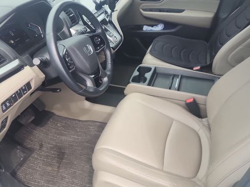 Used 2022 Honda Odyssey Touring image 9