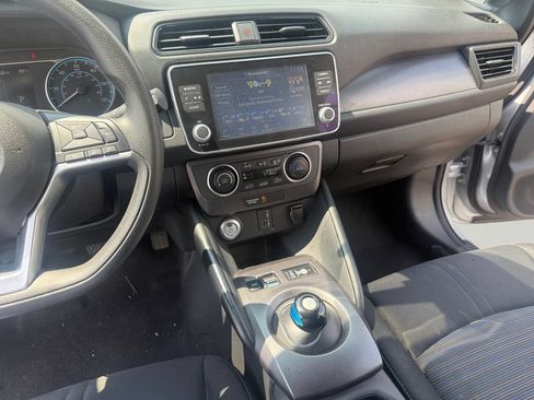 Used 2023 Nissan Leaf S FWD image 14