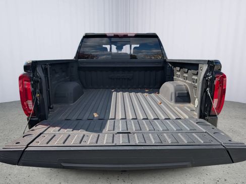 Certified 2023 GMC Sierra 1500 AT4 w/ AT4 Premium Package image 13