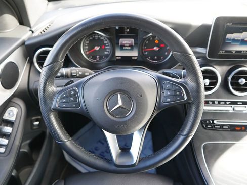 Used 2019 Mercedes-Benz GLC 300 image 16