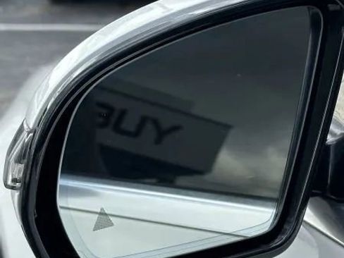 Used 2019 Mercedes-Benz E 300 image 11