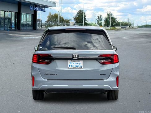 New 2026 Honda Odyssey Sport-L image 5