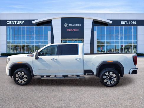 New 2026 GMC Sierra 2500 Denali w/ Denali Reserve Package AWD/4WD image 4