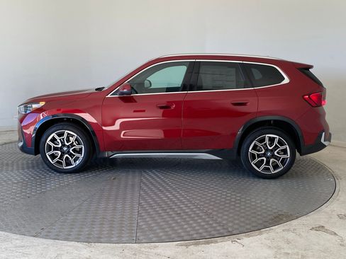 New 2026 BMW X1 xDrive28i w/ Convenience Package AWD/4WD image 2