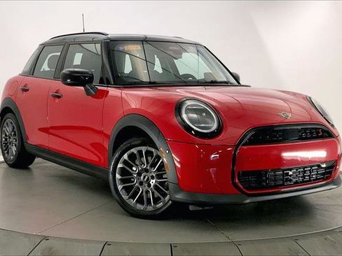 Certified 2025 MINI Cooper S image 1
