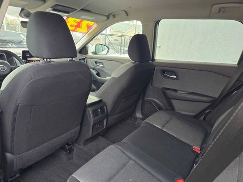 Used 2023 Nissan Rogue SV image 23