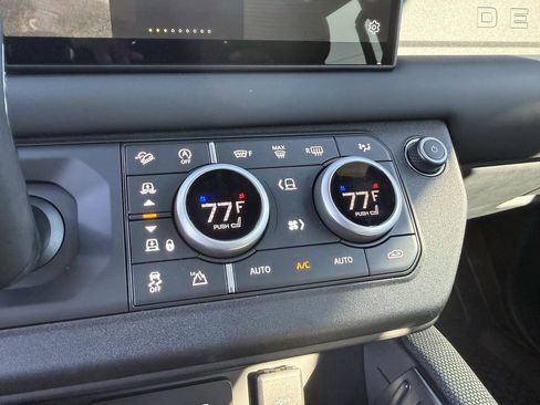 Used 2024 Land Rover Defender 130 Outbound image 31