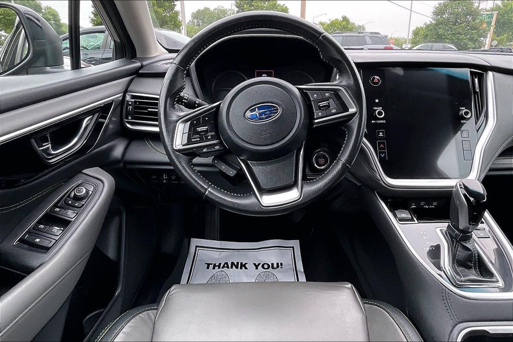Used 2022 Subaru Outback Onyx Edition XT AWD/4WD image 5