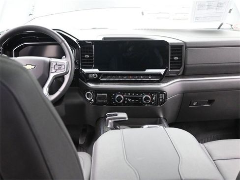 Used 2025 Chevrolet Silverado 1500 LTZ w/ LTZ Premium Package image 24