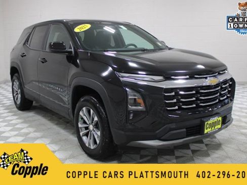 Used 2025 Chevrolet Equinox LT image 1