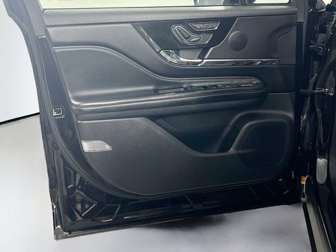 Used 2023 Lincoln Corsair Grand Touring AWD/4WD image 18