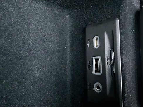 Used 2023 Chevrolet Corvette Z06 image 14