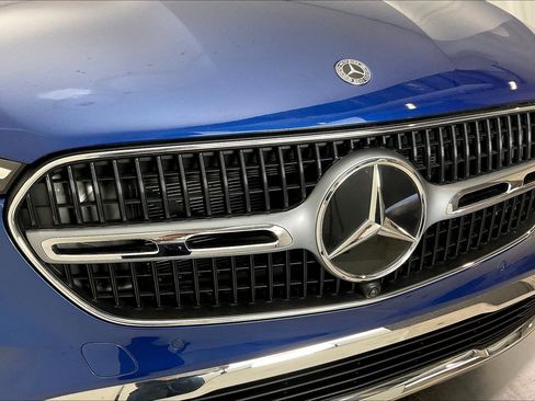 Used 2026 Mercedes-Benz GLC 300 4MATIC image 33