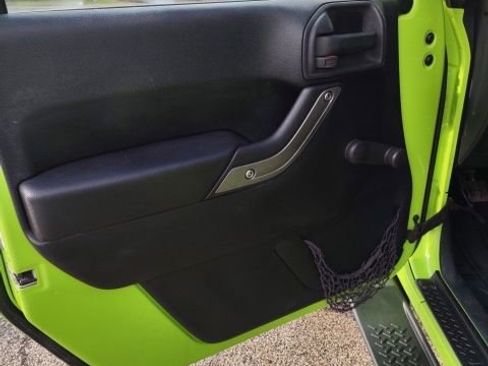 Used 2013 Jeep Wrangler Sport image 10