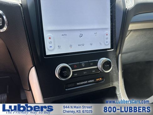 Used 2024 Ford Edge SEL w/ Convenience Package AWD/4WD image 18