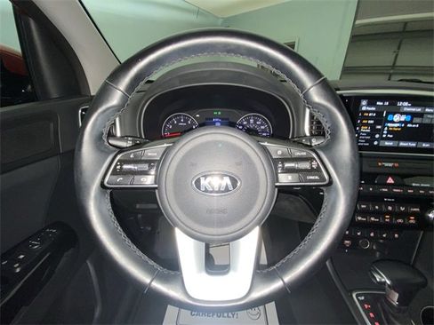 Used 2020 Kia Sportage EX w/ EX Technology Package image 14