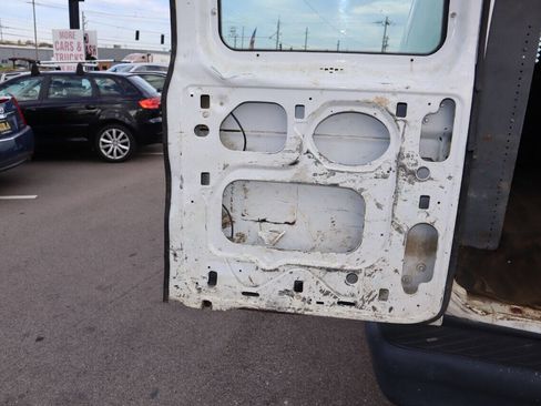 Used 2013 Ford E-250 and Econoline 250 w/ Commercial Cargo Van Pkg image 30