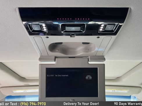 Used 2015 GMC Yukon Denali w/ Open Road Package image 31