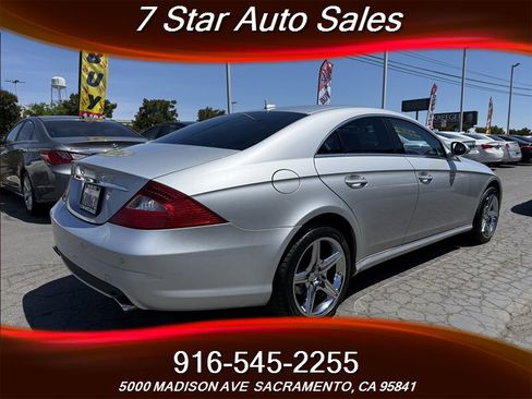 Used 2008 Mercedes-Benz CLS 550 image 6