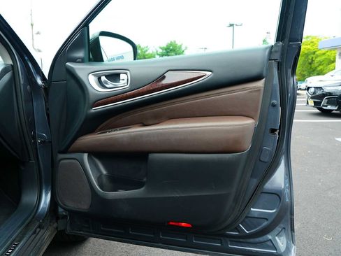 Used 2013 INFINITI JX35 AWD w/ Premium Pkg image 29