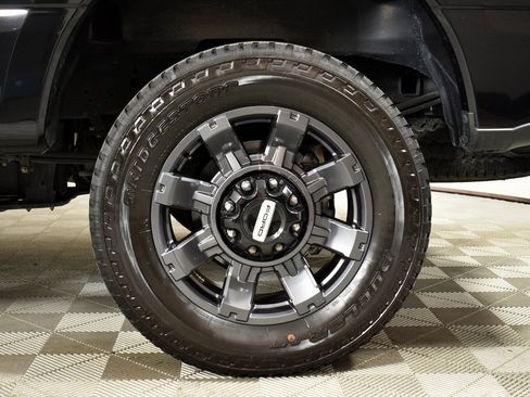 Used 2024 Ford F250 Lariat w/ Lariat Ultimate Package image 28