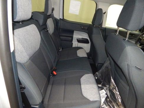 New 2025 Ford Maverick XLT image 17