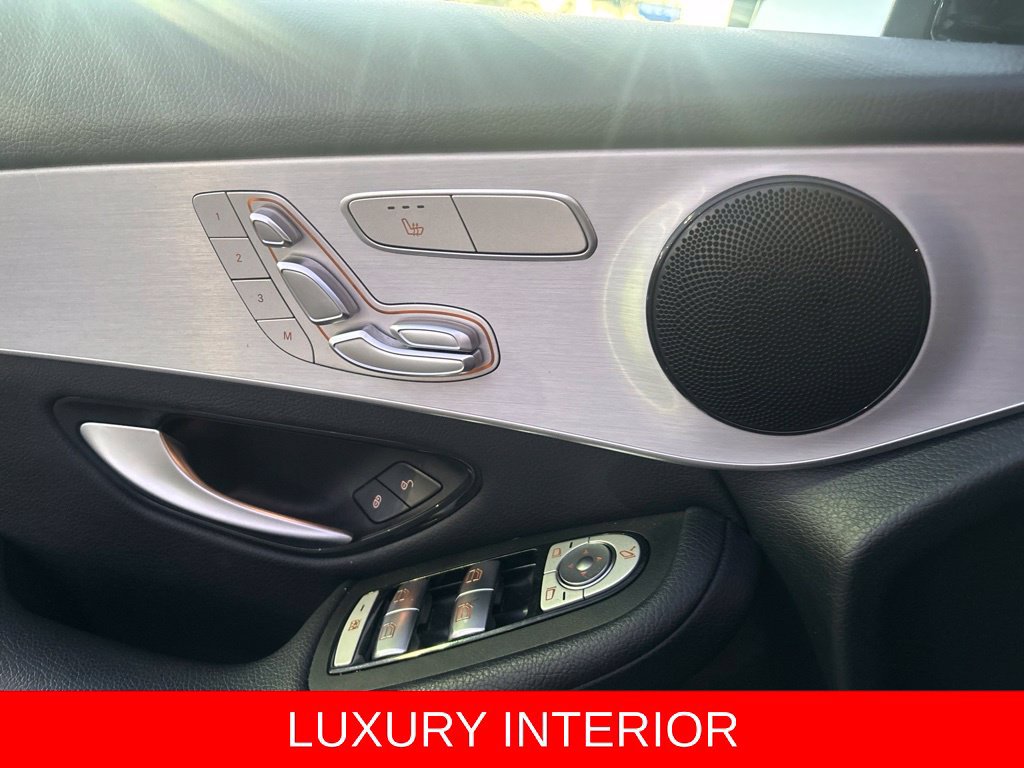 Used 2022 Mercedes-Benz GLC 300 image 16