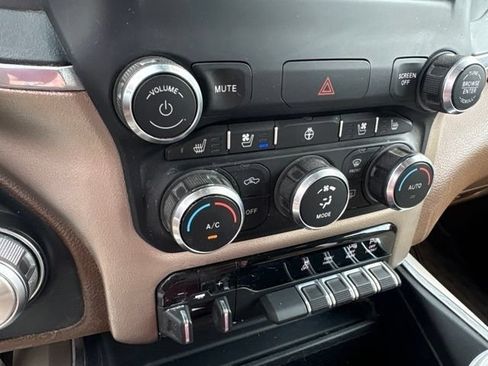 Used 2021 RAM 1500 Laramie AWD/4WD image 25