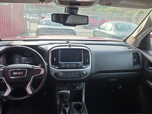 Used 2019 GMC Canyon SLE w/ SLE Convenience Package image 3