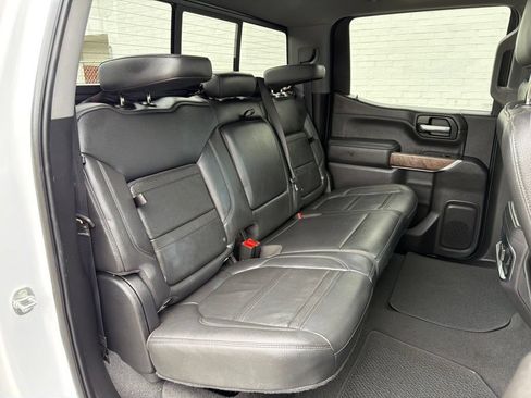Used 2020 GMC Sierra 1500 Denali w/ Denali Ultimate Package AWD/4WD image 11