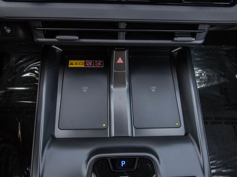 Certified 2026 Toyota bZ AWD/4WD image 23