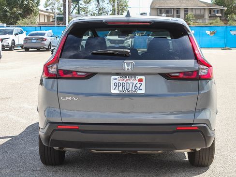 Used 2025 Honda CR-V LX image 8