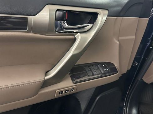 Used 2021 Lexus GX 460 Premium image 9