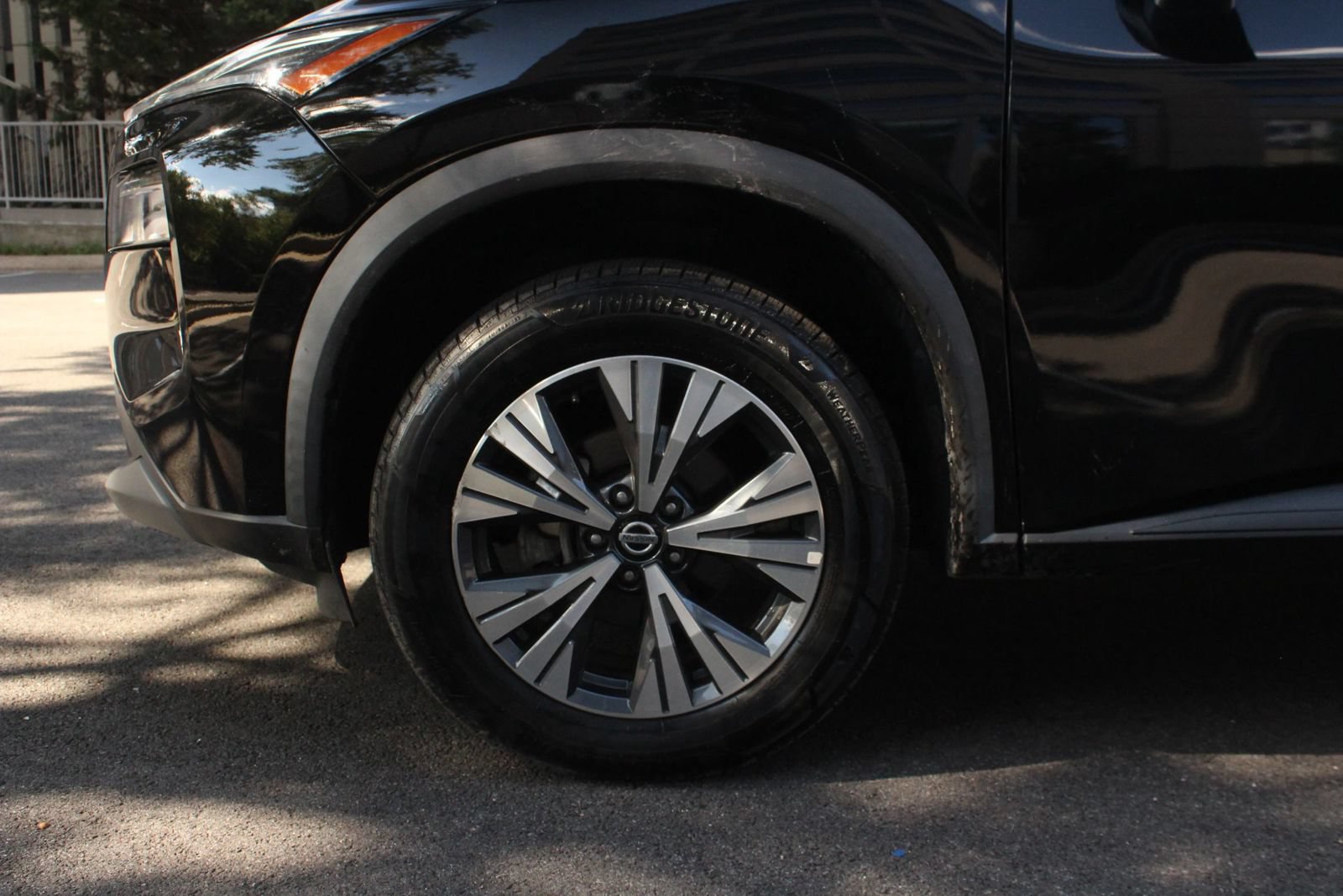 Used 2021 Nissan Rogue SV AWD/4WD image 11