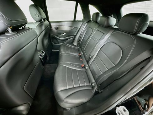 Used 2022 Mercedes-Benz GLC 300 4MATIC w/ Multimedia Package Lite image 29