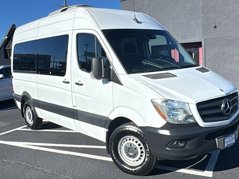 Used 2014 Mercedes-Benz Sprinter 2500 image 1