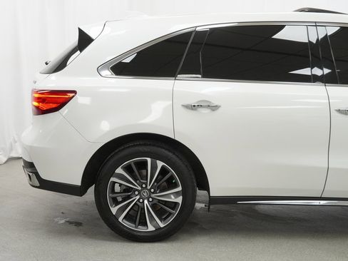Used 2020 Acura MDX SH-AWD w/ Technology Package image 9